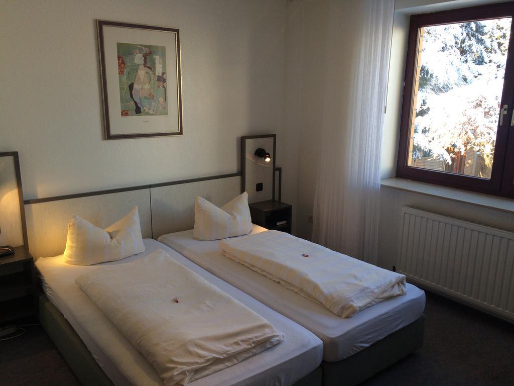 Hotel Aris 사르쉬테드 외부 사진