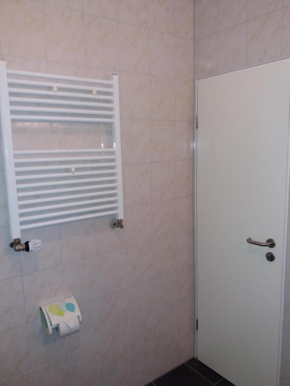 Hotel Aris 사르쉬테드 외부 사진