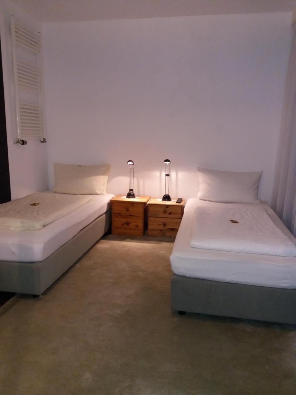 Hotel Aris 사르쉬테드 외부 사진