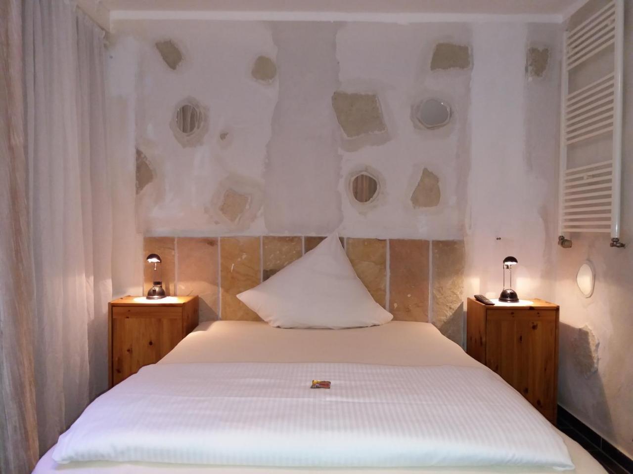 Hotel Aris 사르쉬테드 외부 사진