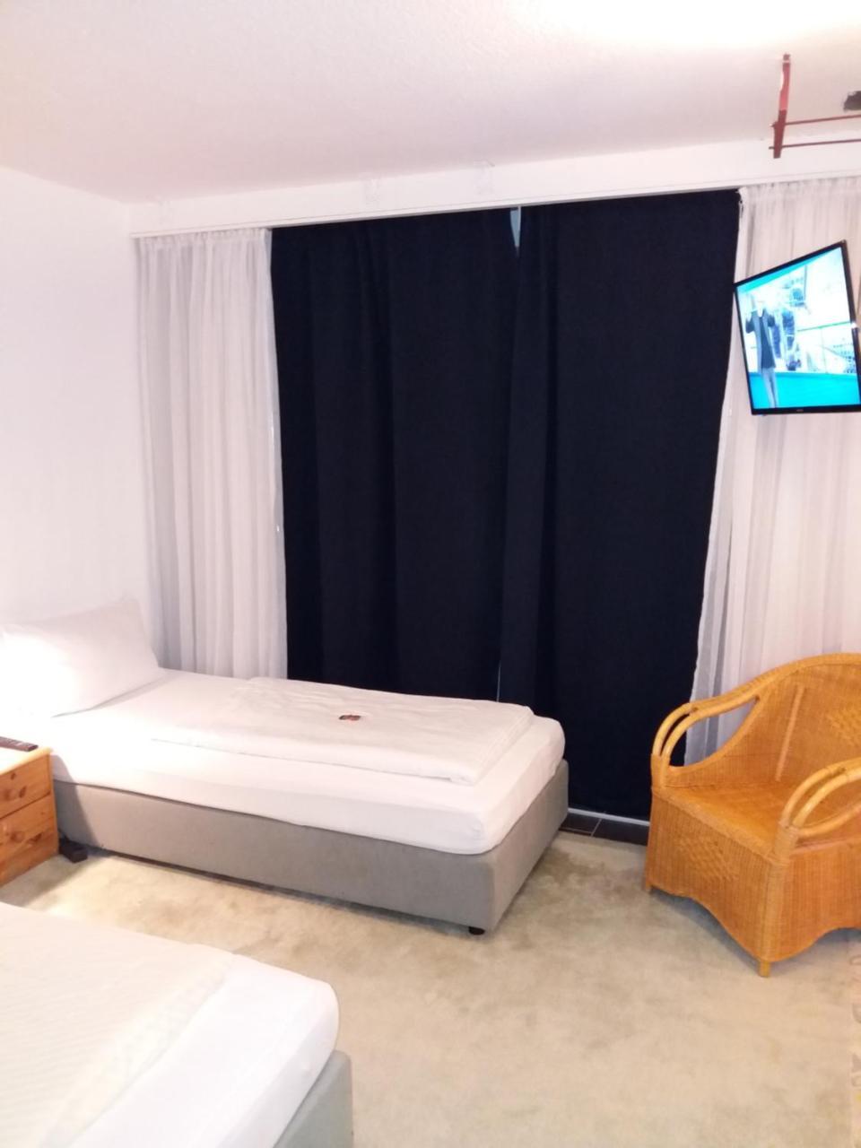 Hotel Aris 사르쉬테드 외부 사진